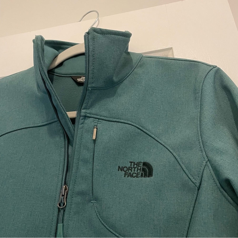 The North Face women jacket - Picture 8 of 12